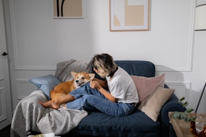 愛犬が外でしかトイレをしない その問題点とトレーニング方法 シェリー 室内飼いだけれど トイレは散歩の時しか dメニューニュース Nttドコモ 愛犬が外でしかトイレをしない その問題点とトレーニング方法 シェリー 室内飼いだけれど トイレは散歩の時しか dメニューニュース Nttドコモ