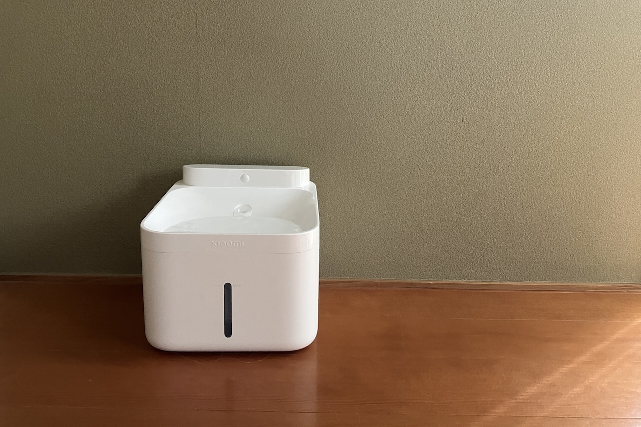 犬を多頭飼いする家で「Xiaomi スマートペット給水器 2」を使ってみた